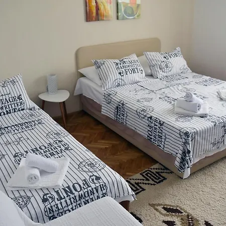 Apartment White House