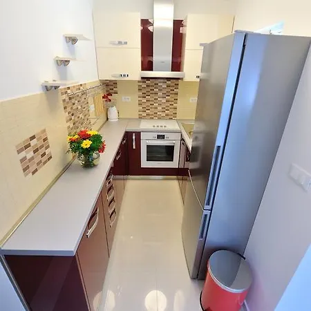 Apartment White House *