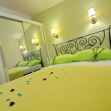 Apartment White House Omis